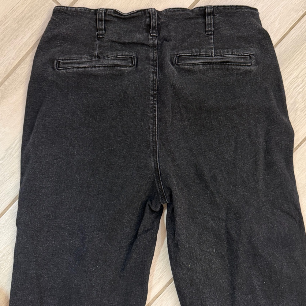 Stylish Black Flare Jeans for Women - Picture 2 of 2